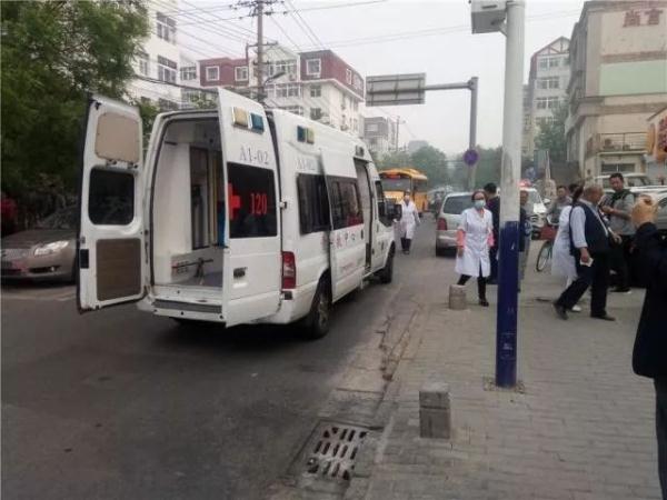 突發(fā)！青島一居民樓發(fā)生爆燃！已造1人死亡，7人受傷！3公里外有震感…